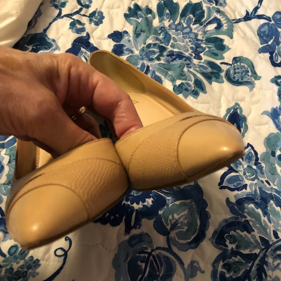 Nine West Light Natural Patent 3 inch High Heels GUC - Picture 8 of 10